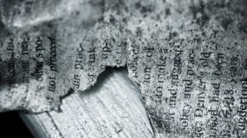 Memoria, lugar y desplazamientos en la poesía de Aysén y de Ivonne Coñuecar